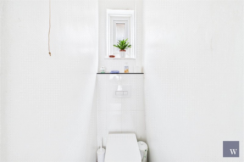 Coldharbour Lane, London, SW9