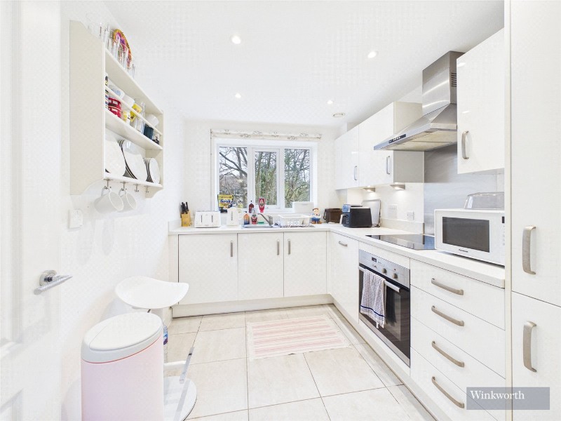 Hythe Road, Surbiton, KT6