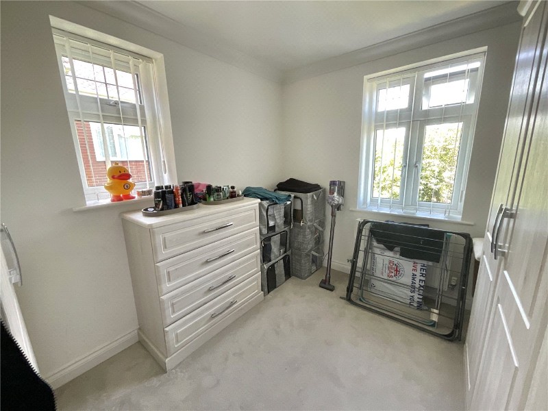 Stuart Road, Highcliffe, Christchurch, Dorset, BH23
