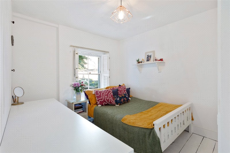 Medfield Street, London, SW15