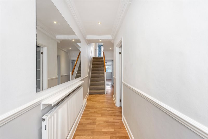 Colvestone Crescent, London, E8