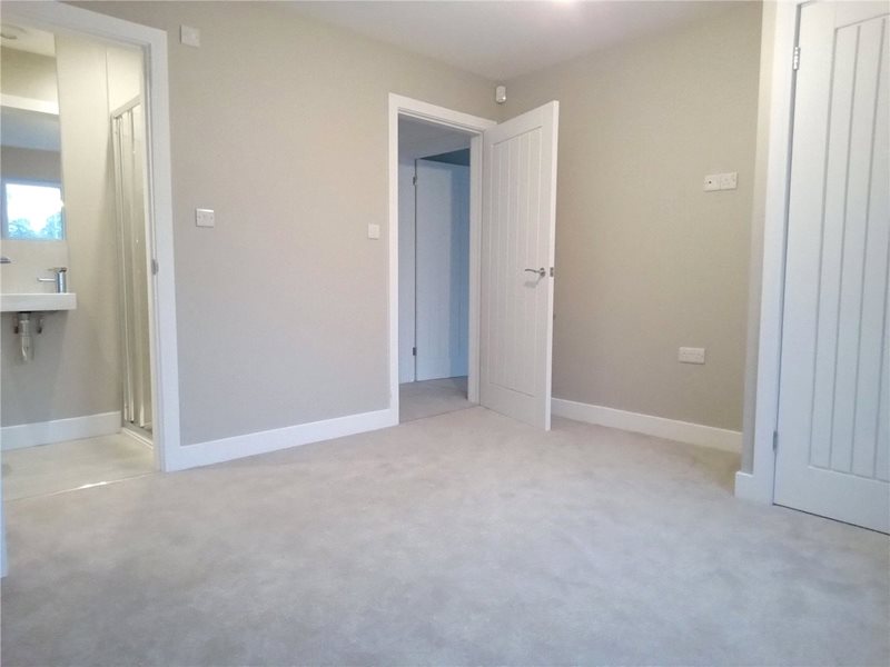 Compton Place, Basingstoke, RG22