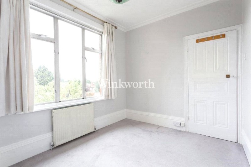 Riverway, London, N13