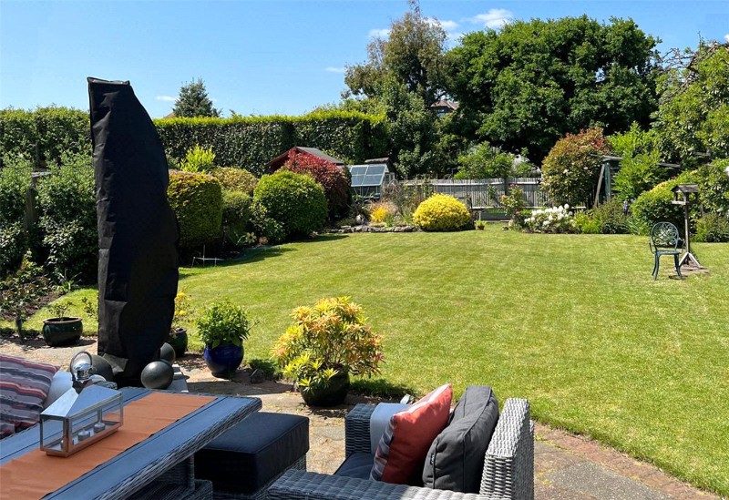 Nonsuch Walk, Cheam, Sutton, Surrey, SM2