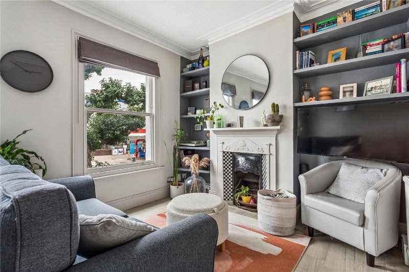 Garratt Lane, London, SW17