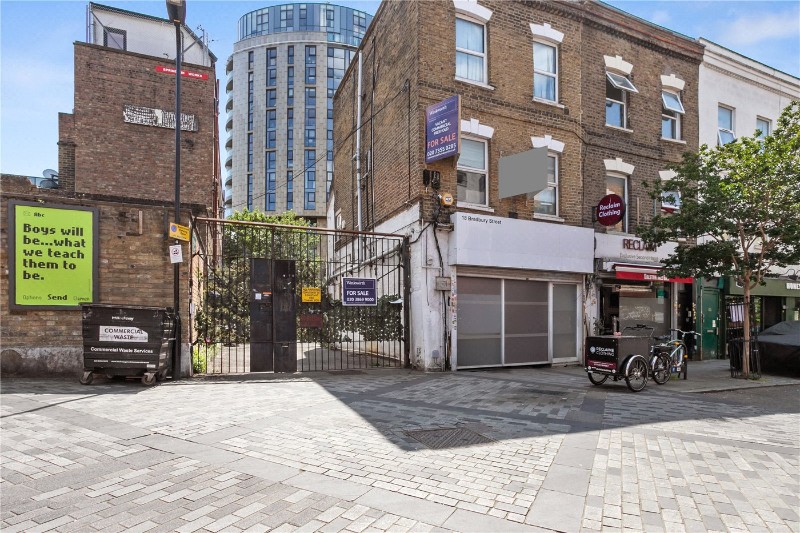 Bradbury Mews, London, N16