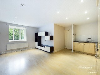 Ashdene Gardens, Reading, Berkshire, RG30