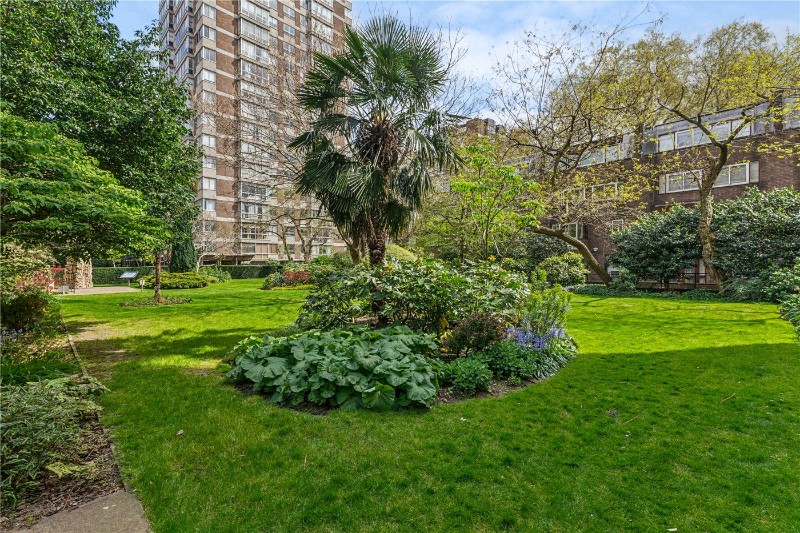Cambridge Square, London, W2