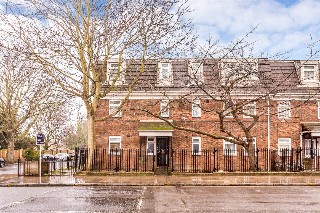 Highbury Station Road, Highbury Corner, N1