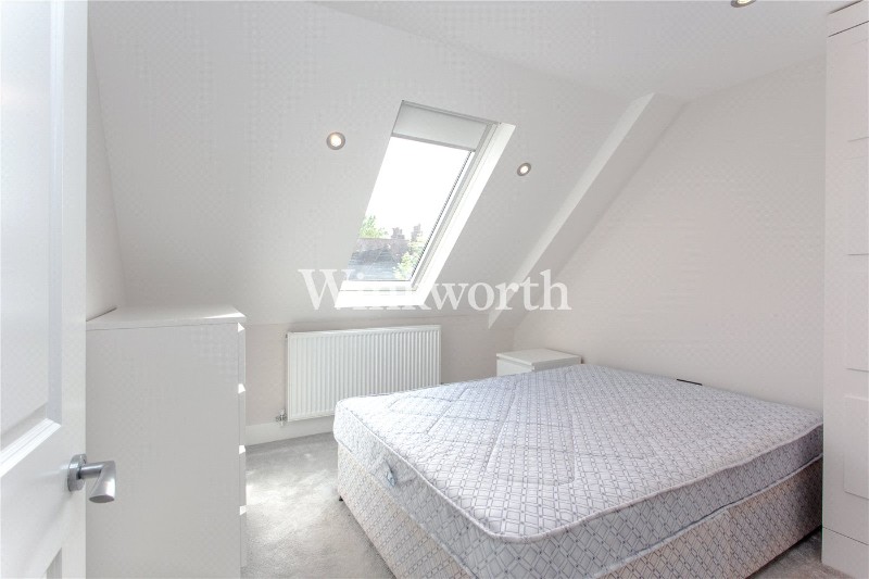 Woodstock Road, London, NW11