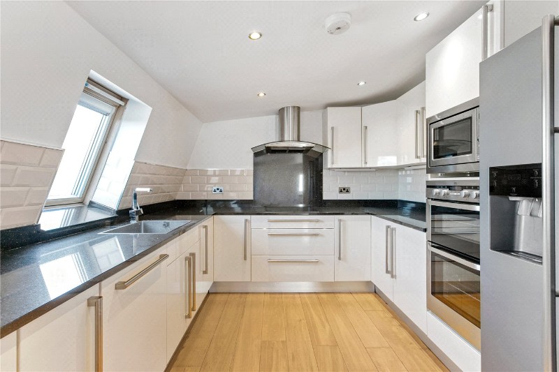 Hazelwood Lane, London, N13