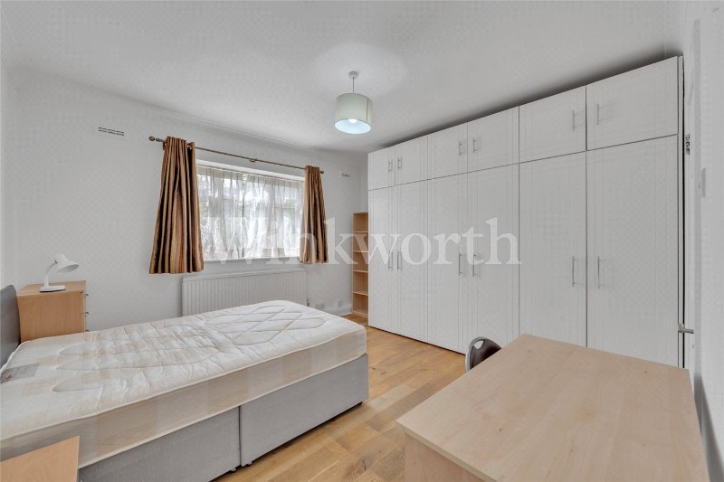 Finchley Road, London, NW11