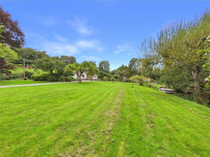 Lower Washfield, Tiverton, Devon, EX16
