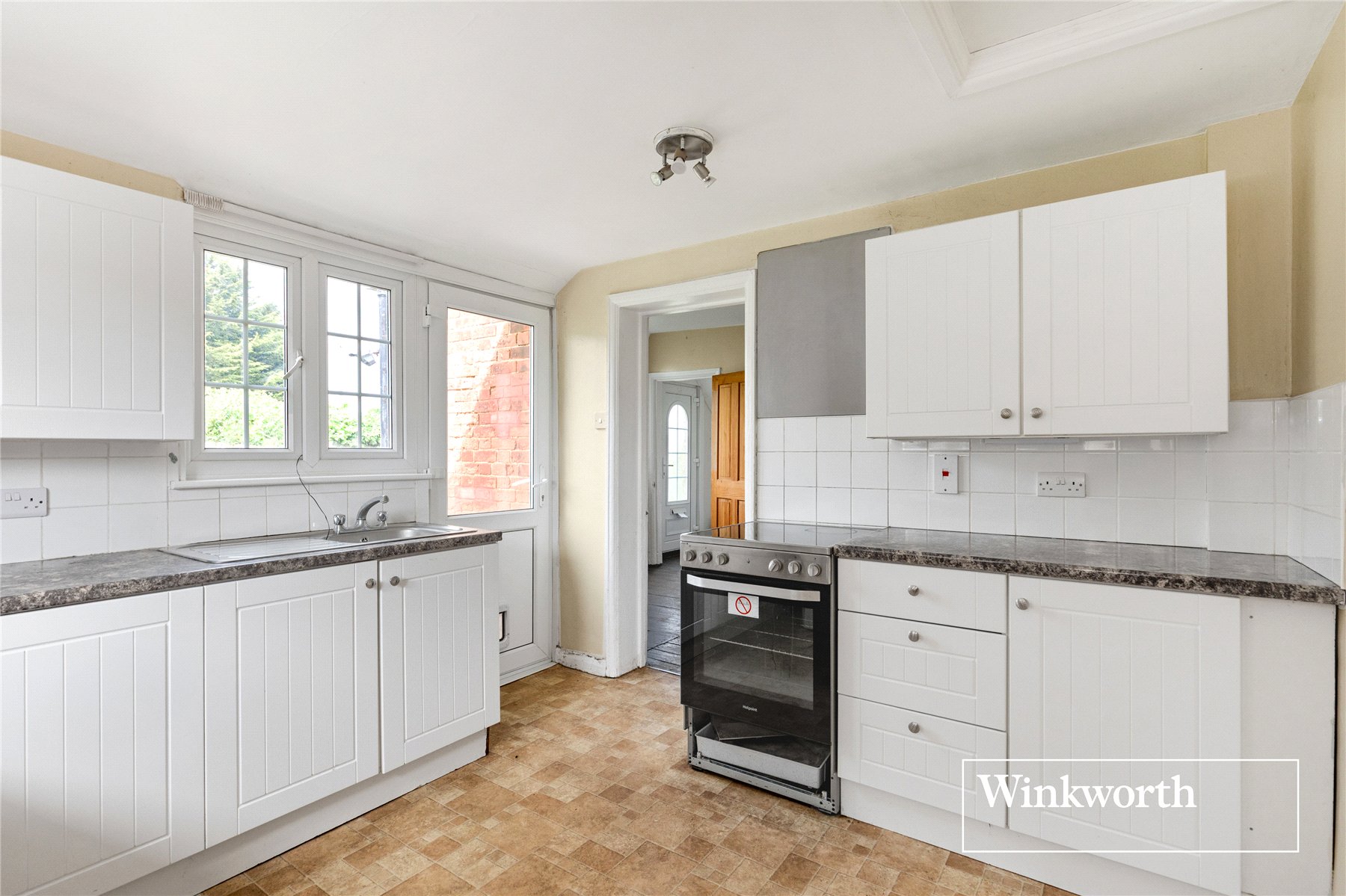 Picture No. 04