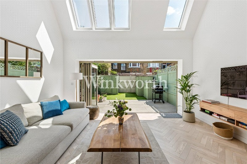 Apple Tree Road, London, N17