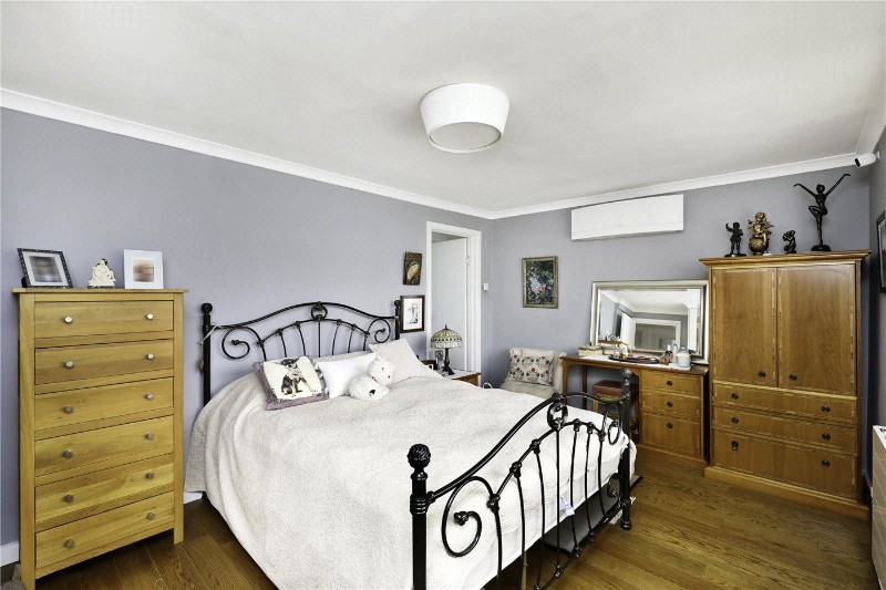 Hazelwood Close, London, W5