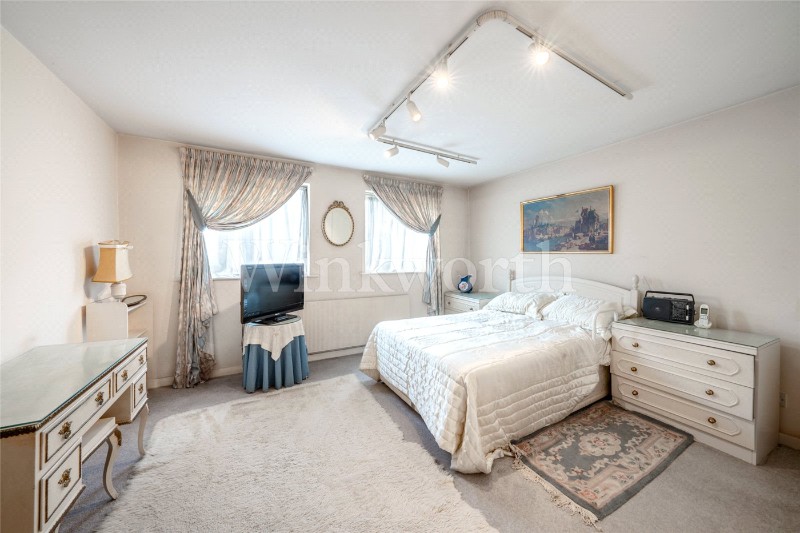 Dolphin Court, Woodlands, London, NW11