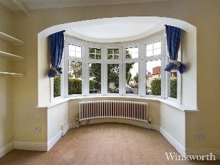 Cleveley Crescent, London, W5