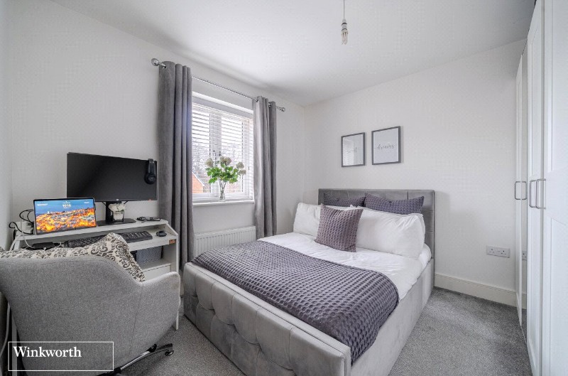 Saunders Way, Basingstoke, Hampshire, RG23