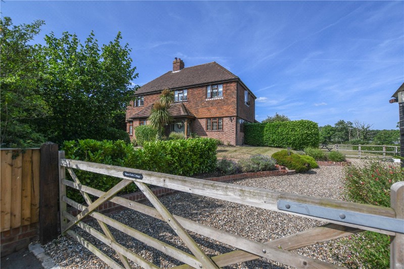Cricket Hill, Finchampstead, Wokingham, Berkshire, RG40