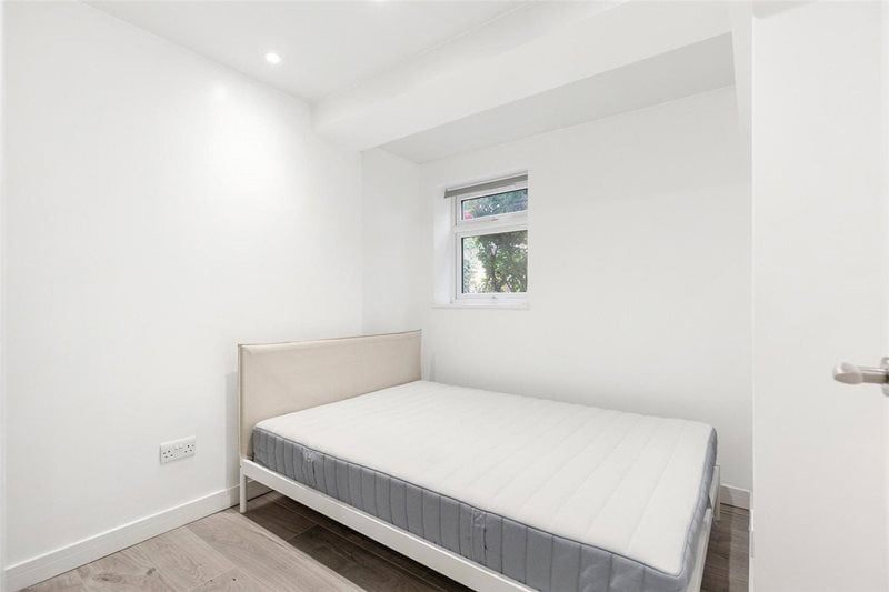 Gatestone Road, London, SE19