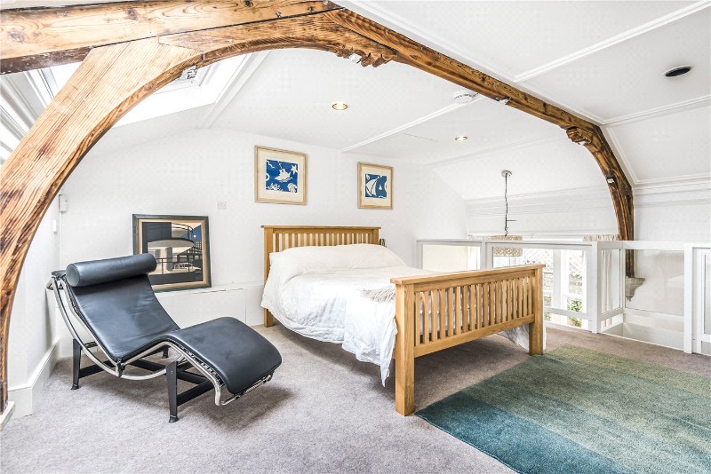 St. Thomas Street, Winchester, Hampshire, SO23