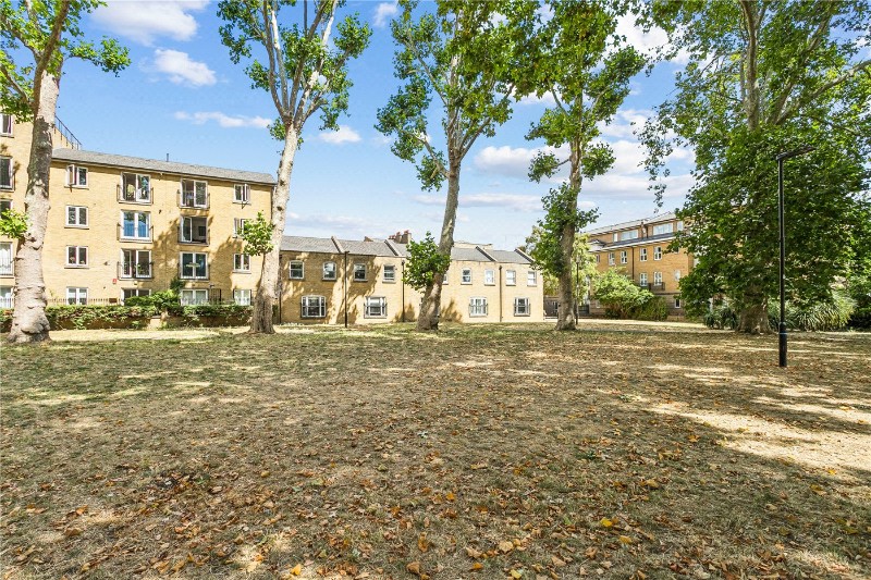 St. Matthew's Row, London, E2
