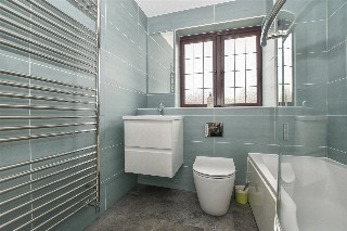 Maryland, Finchampstead, Wokingham, Berkshire, RG40