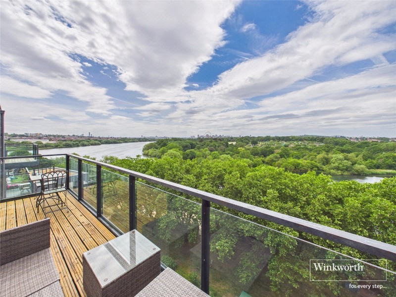 Shearwater Drive, Hendon, London, NW9