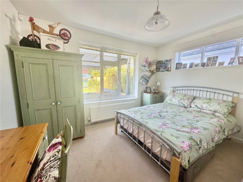 Knowland Drive, Milford on Sea, Lymington, Hampshire, SO41