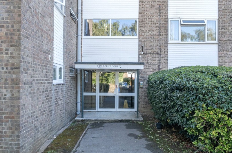 Tavistock Close, Romsey, Hampshire, SO51