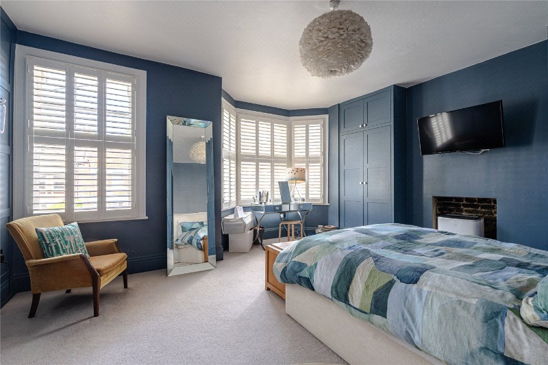 Gleneagle Road, London, SW16