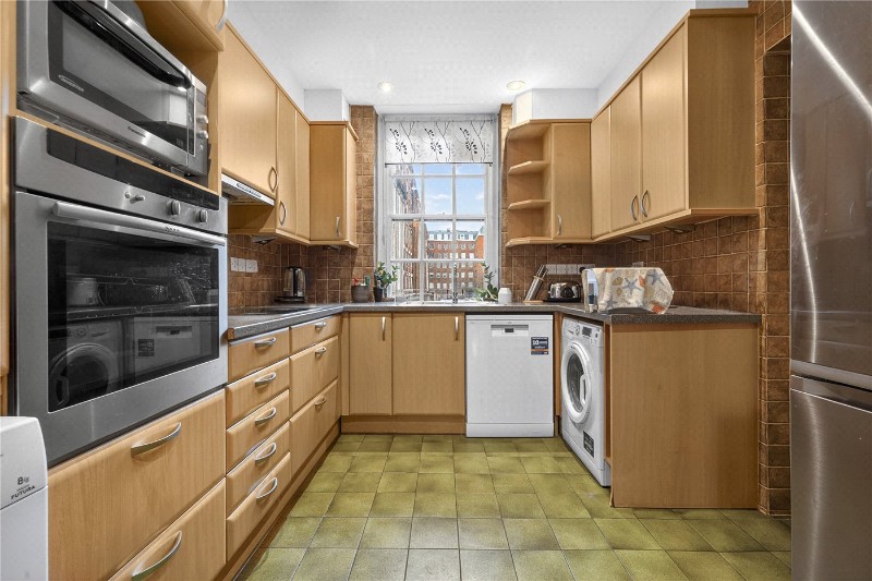 Eyre Court, 3-21 Finchley Road, St John's Wood, London, NW8