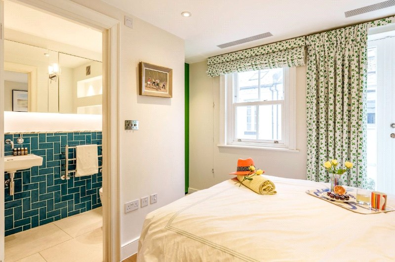 Codrington Mews, London, W11