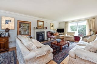 Parsonage Close, Petersfield, Hampshire, GU32