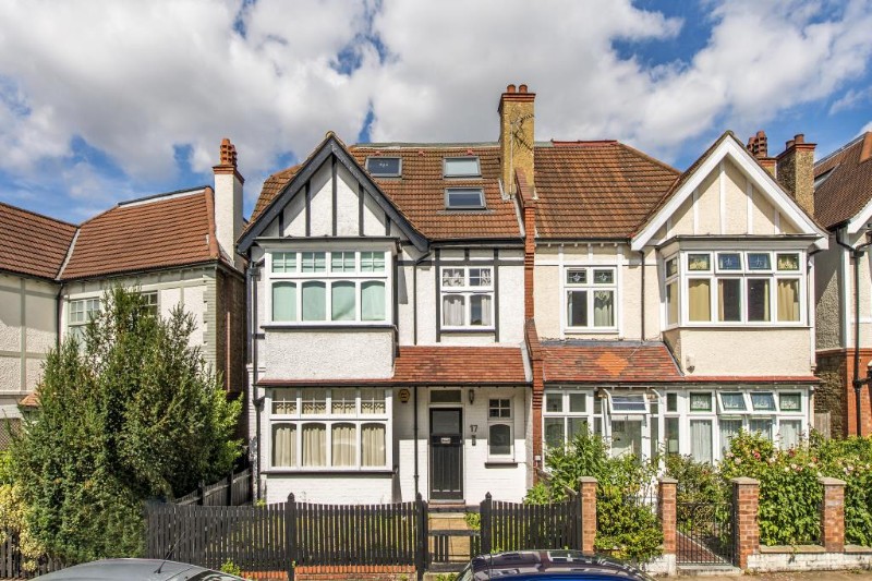 Telford Avenue, London, SW2