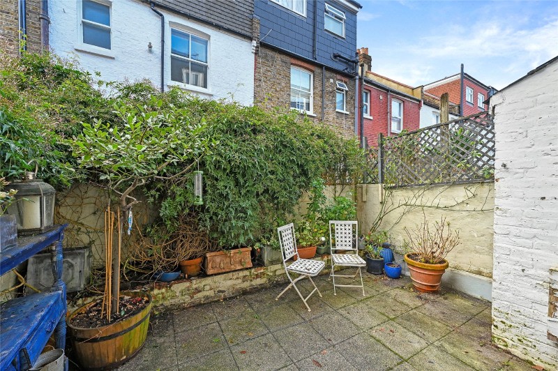 Thorpebank Road, London, W12