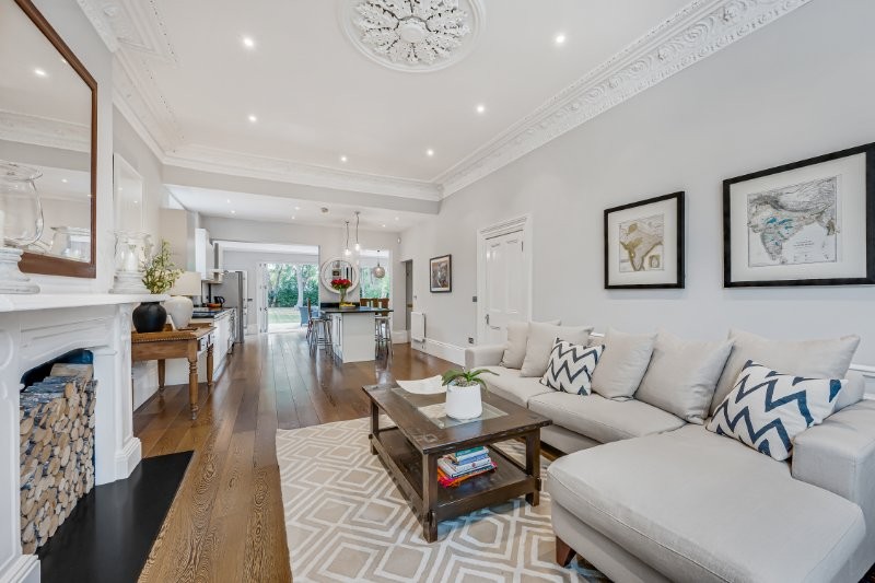 Castelnau, Barnes, London, SW13