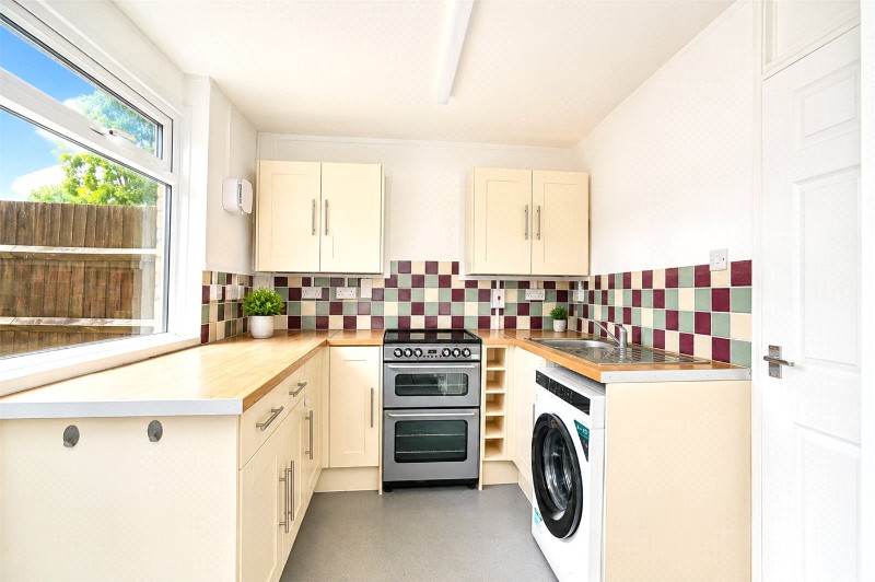 Mendip Close, Basingstoke, Hampshire, RG22