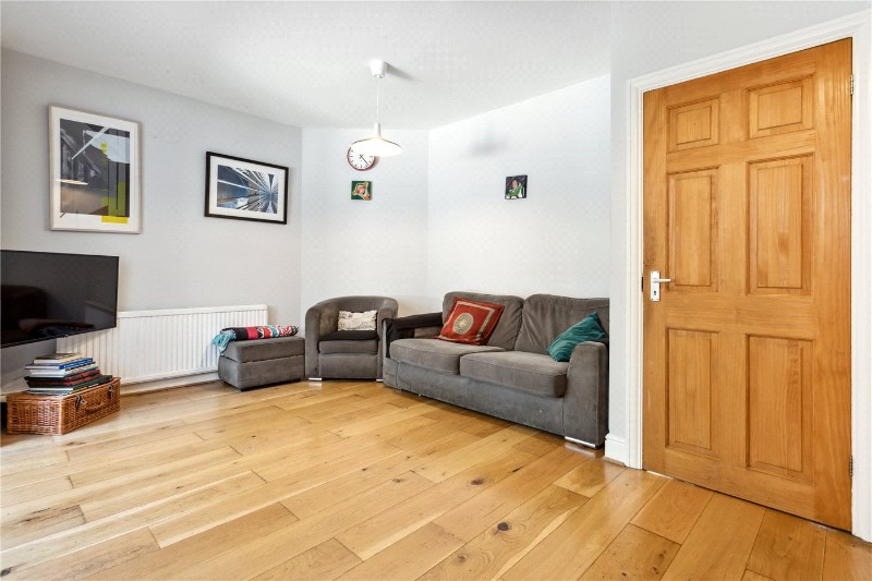 Seely Road, London, SW17