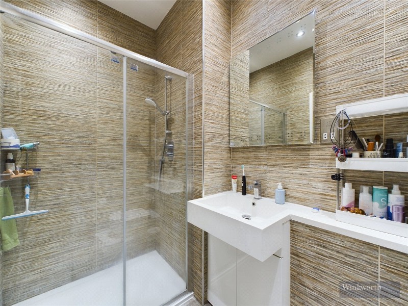 Uxbridge Road, Kingston upon Thames, KT1