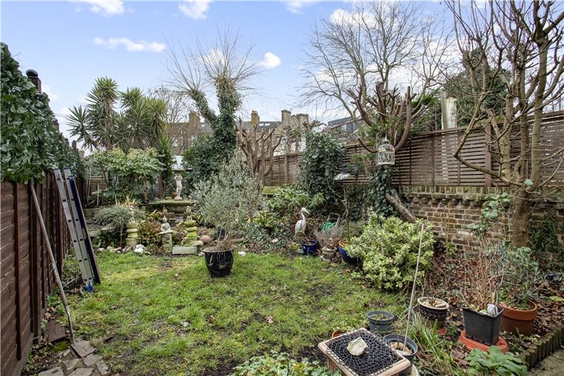 Knatchbull Road, London, SE5