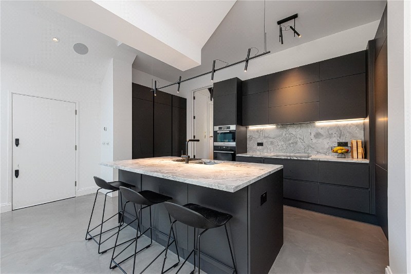 Kings Road, London, NW10