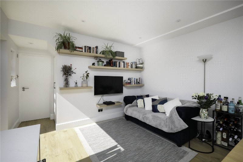 Chandos Avenue, London, W5