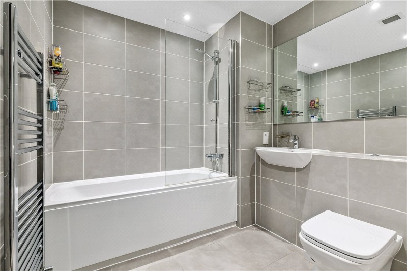 City Road, London, EC1V