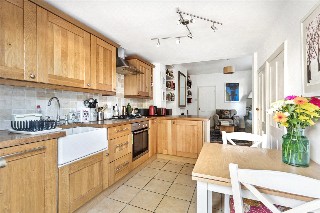 Gilbey Road, London, SW17