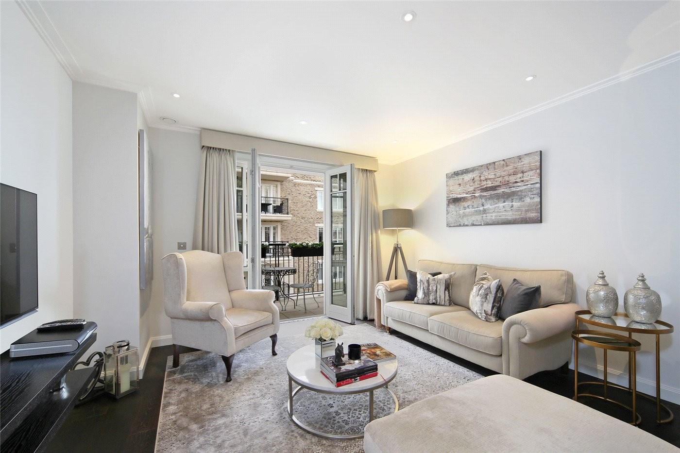 2 bedroom property to rent in Higham House East, 100 Carnwath Road