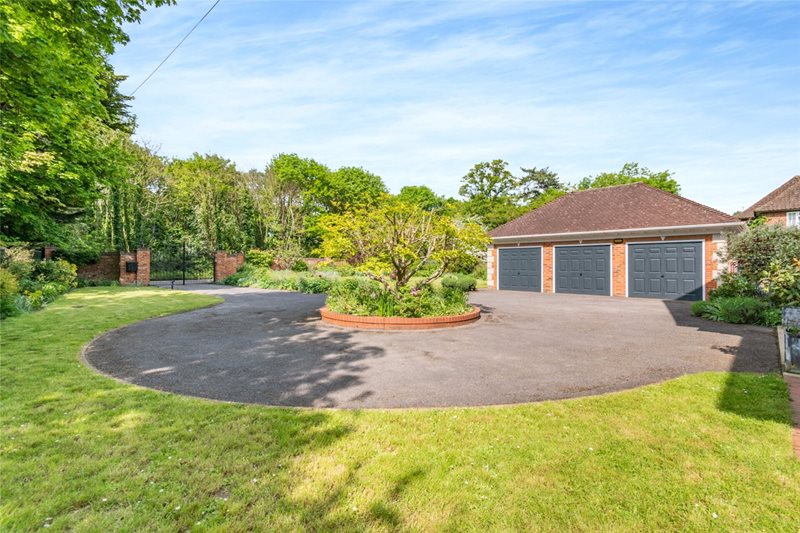 Fir Tree Avenue, Stoke Poges, Buckinghamshire, SL2