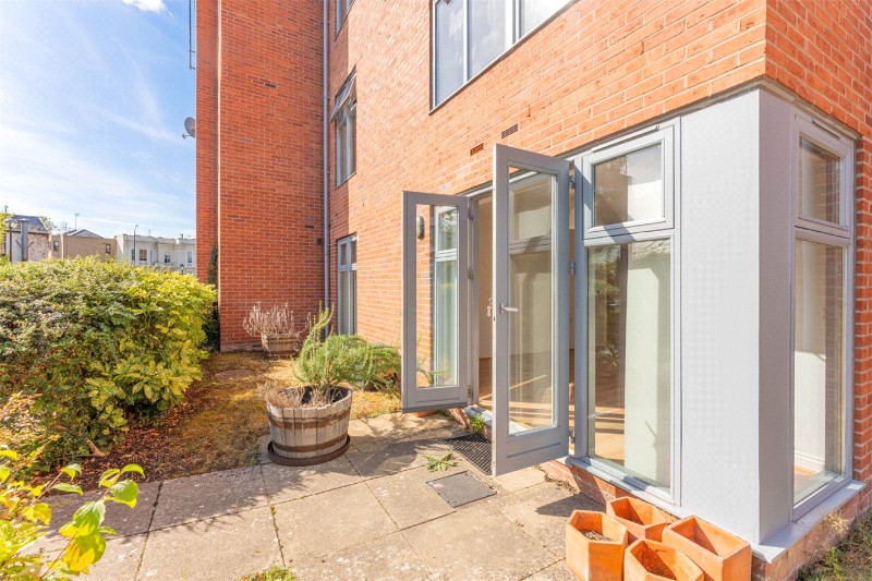 Avenue Road, Leamington Spa, Warwickshire, CV31