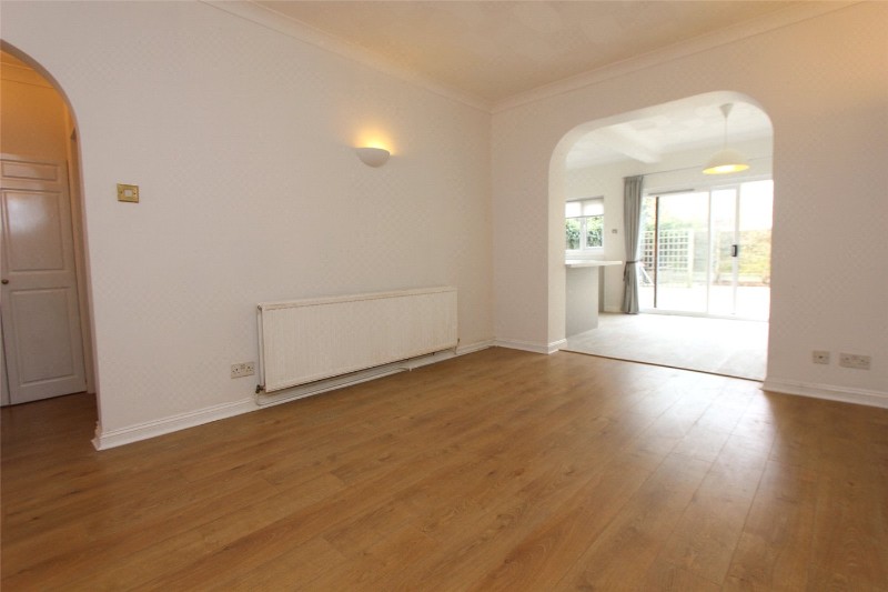 Beach Avenue, Leigh-on-Sea, SS9